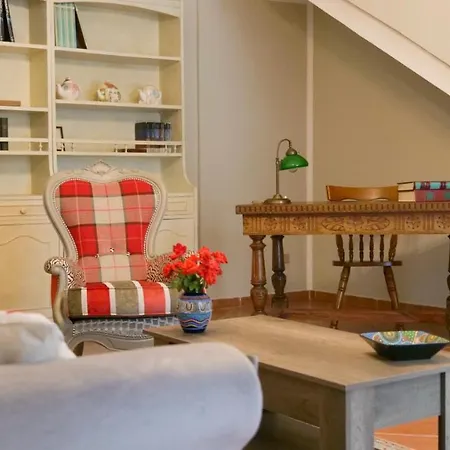 Cascina Solaro بيت للعطل