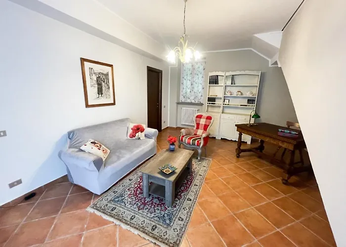 Cascina Solaro בית נופש *